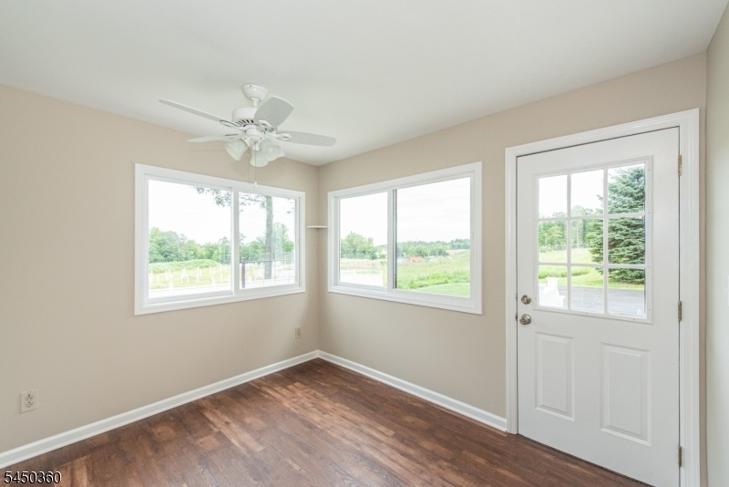 Breakfast/mud room