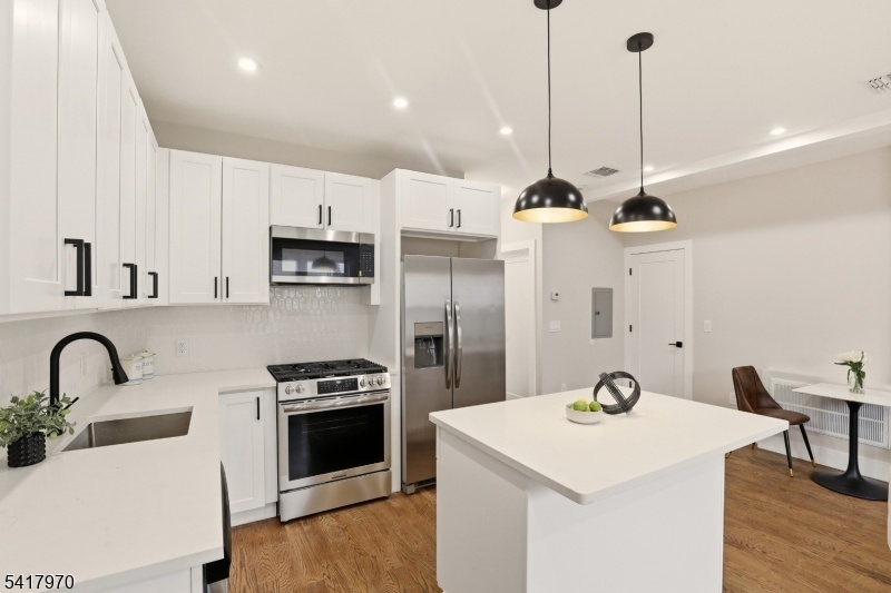 Kitchen/Dining