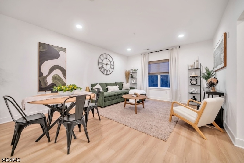 Model Living Room/Dining Room