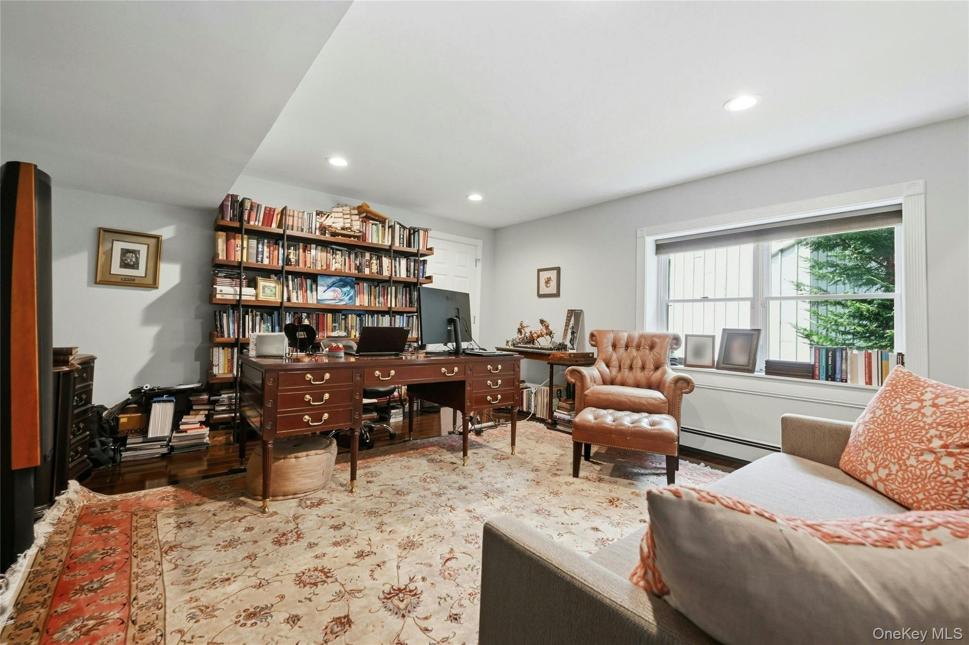 Recessed ceiling lighting, wood flooring