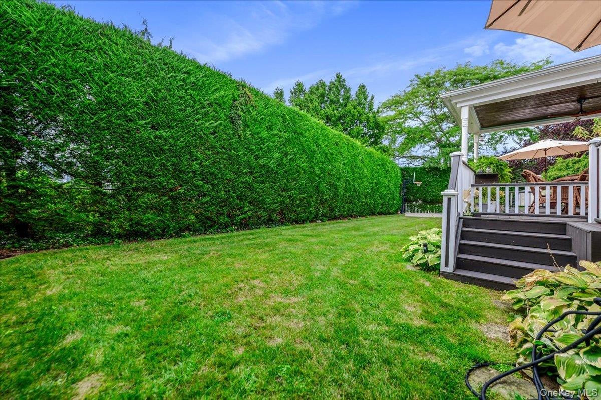 Great yard for Entertaining