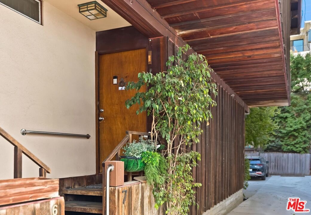 11616 Chenault # 7