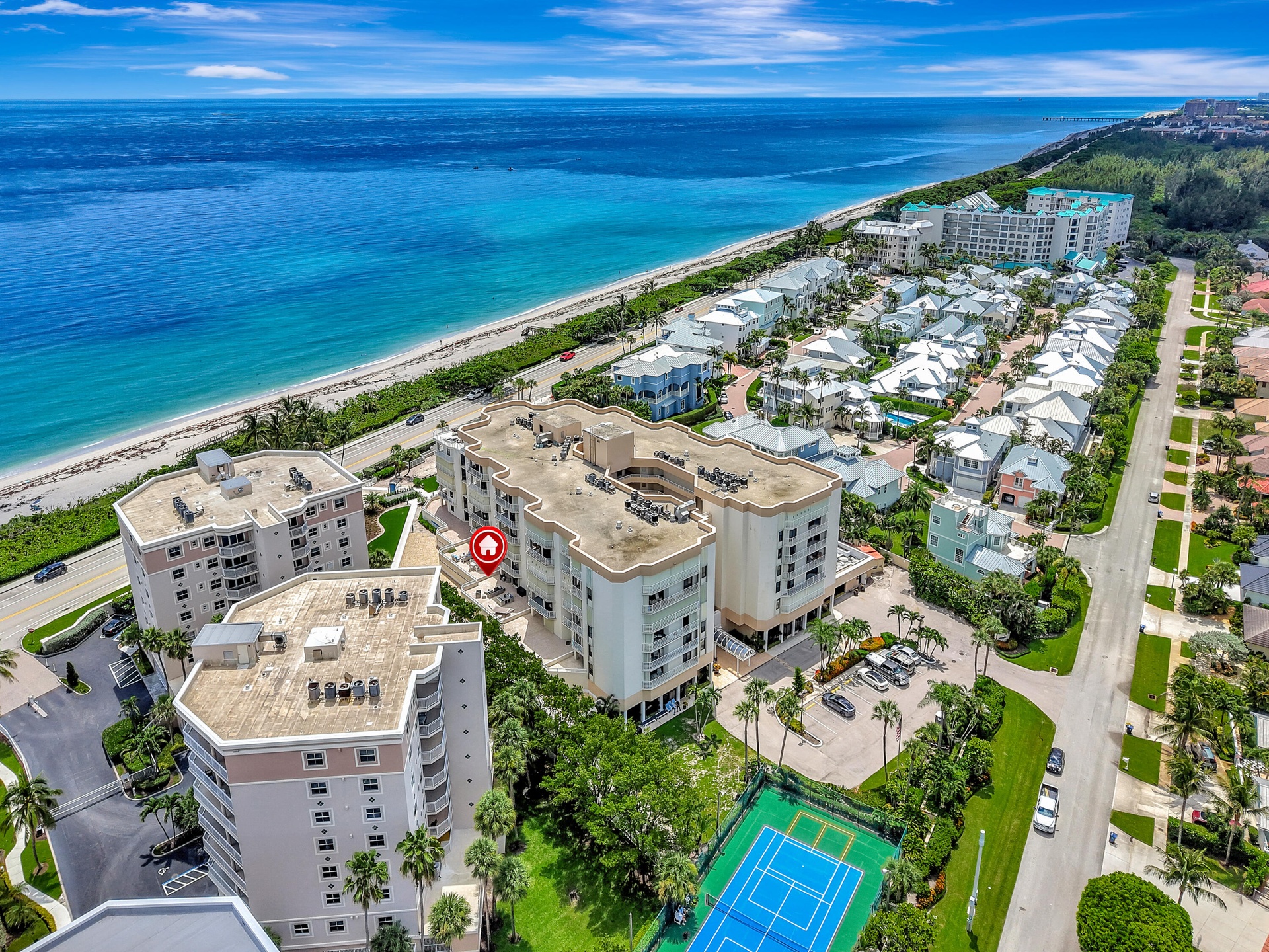 Exceptional oceanfront location just moments from direct beach access. Step outside and enjoy the sand, surf and coastal lifestyle right at your doors