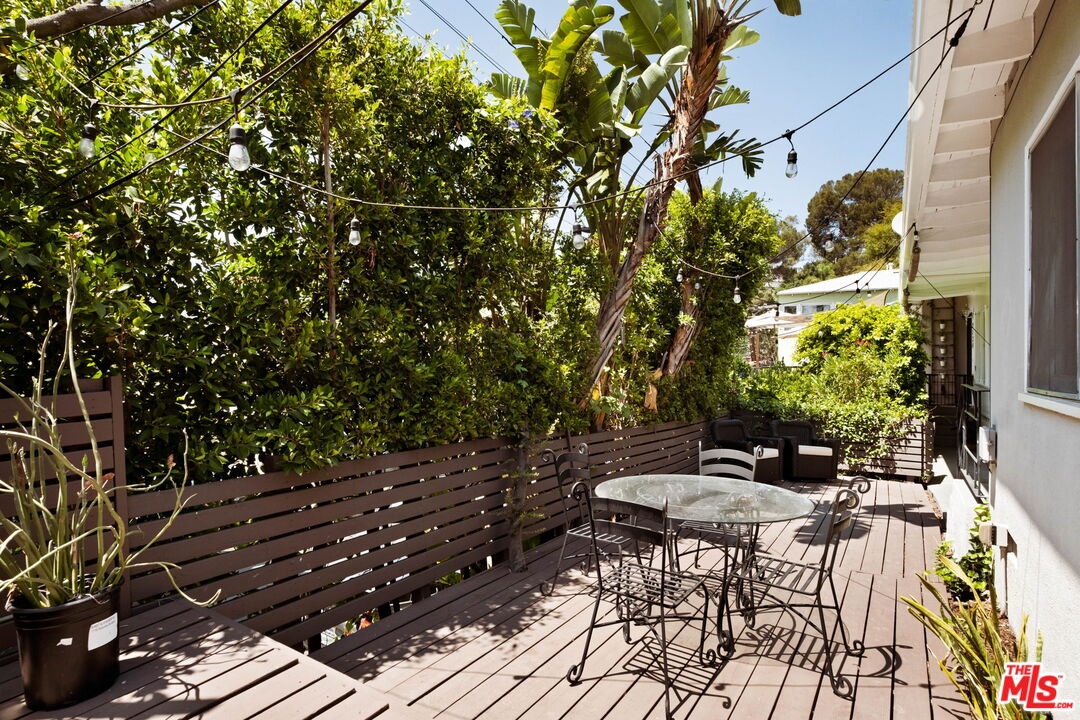 Unit 2 Front Deck
