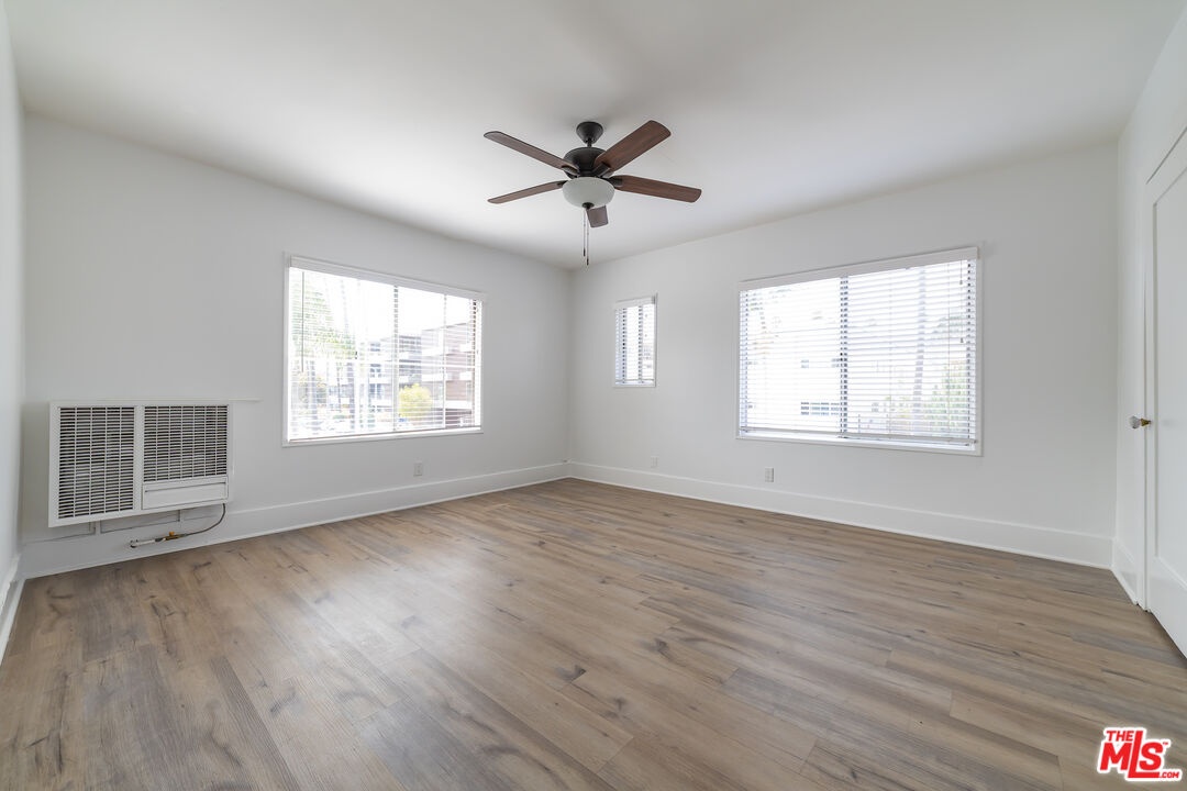 5944 Living Room