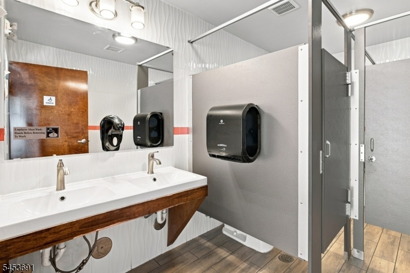 Women's Bathroom