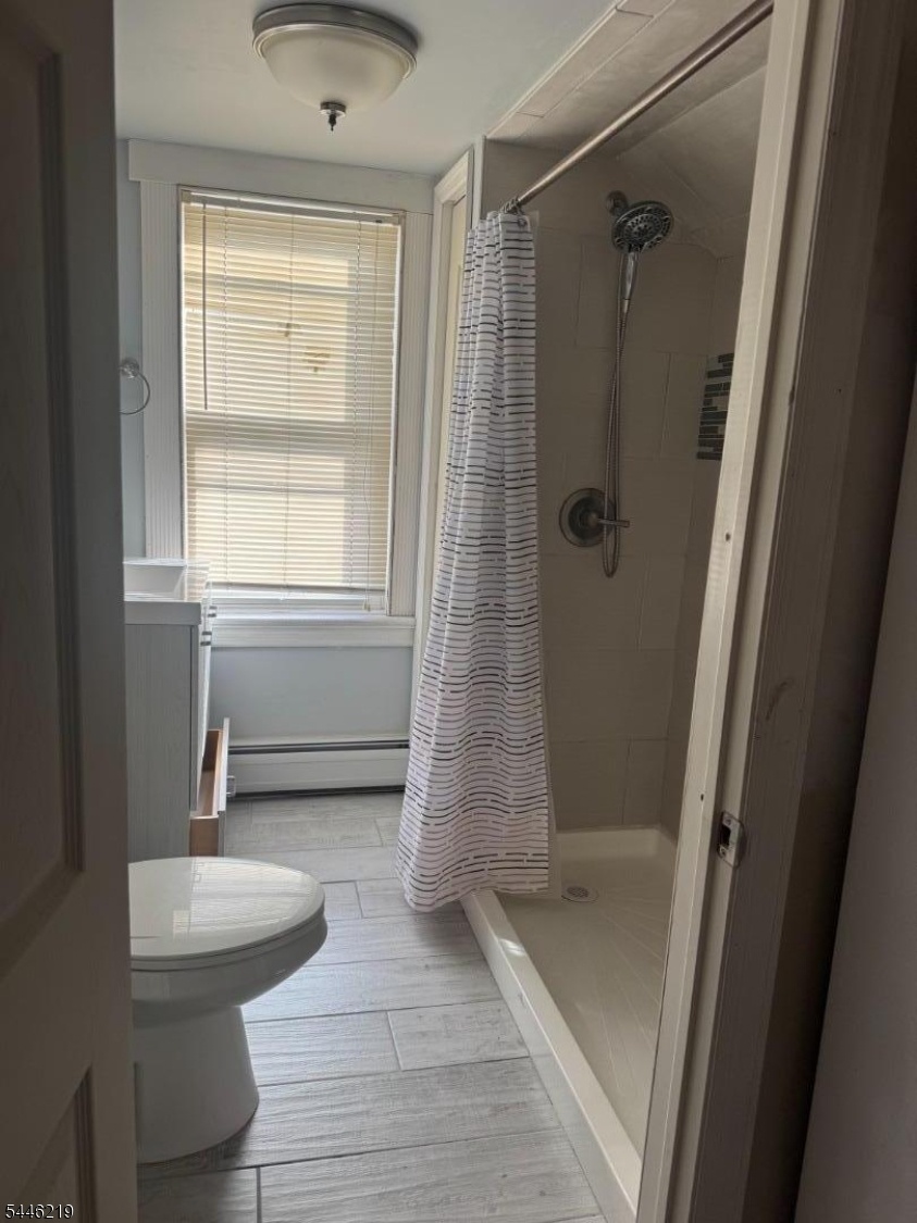 3rd flr bath