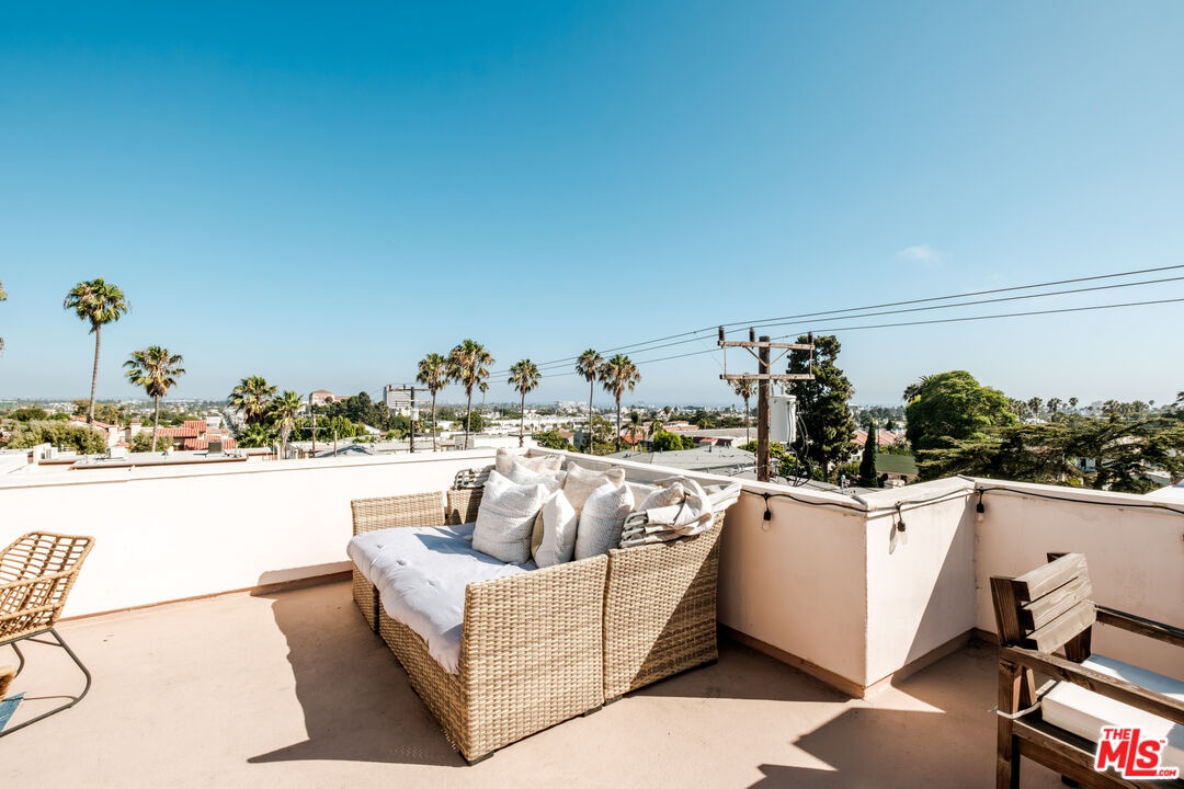 Rooftop Deck