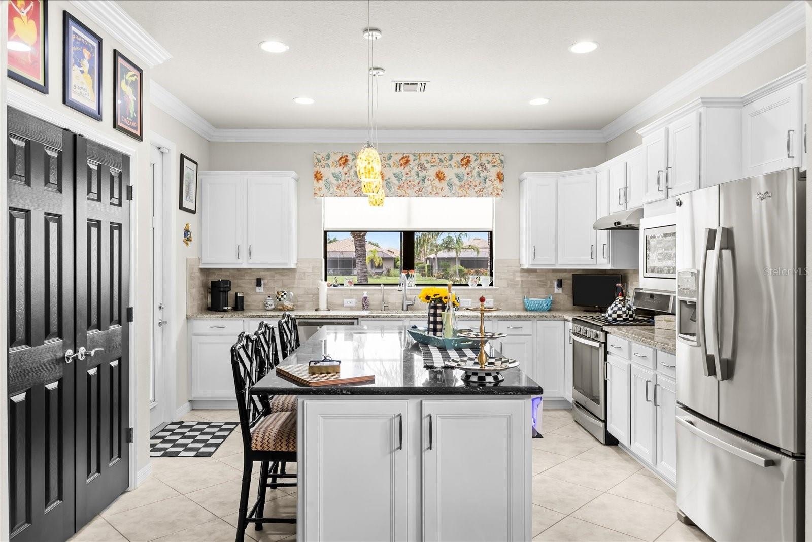 Spacious Modern Kitchen with an Oversized Island