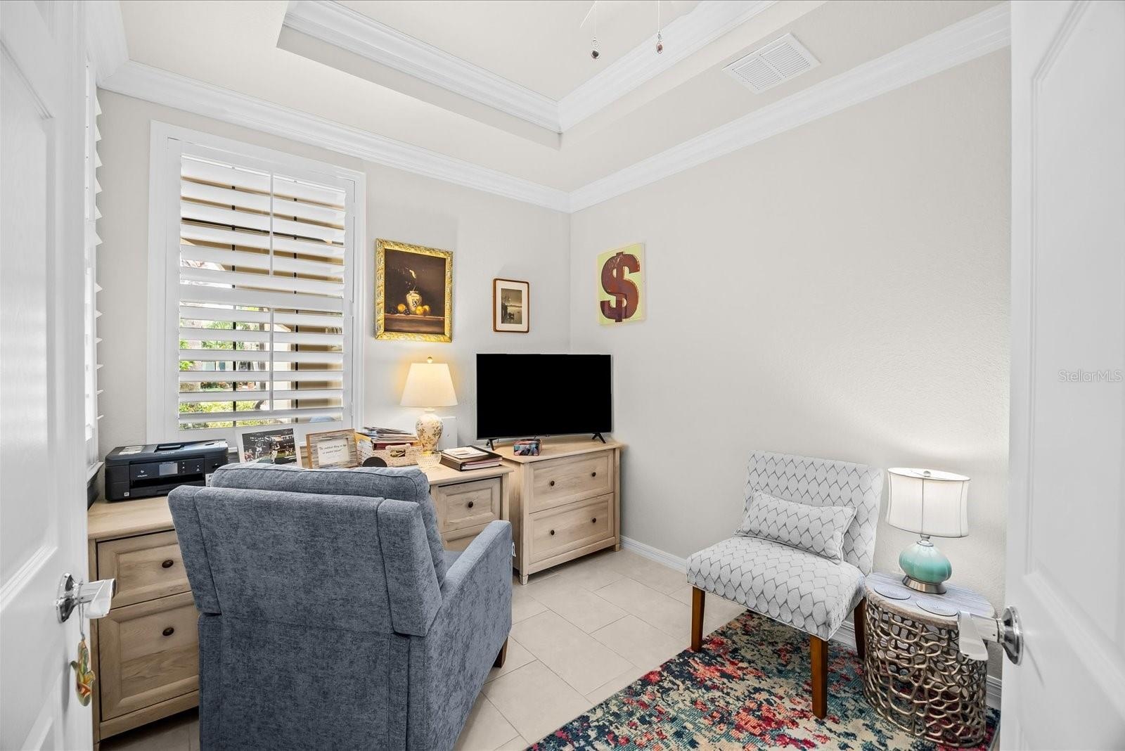 Versatile Flex Room Ideal for a Home Office or Craft Space