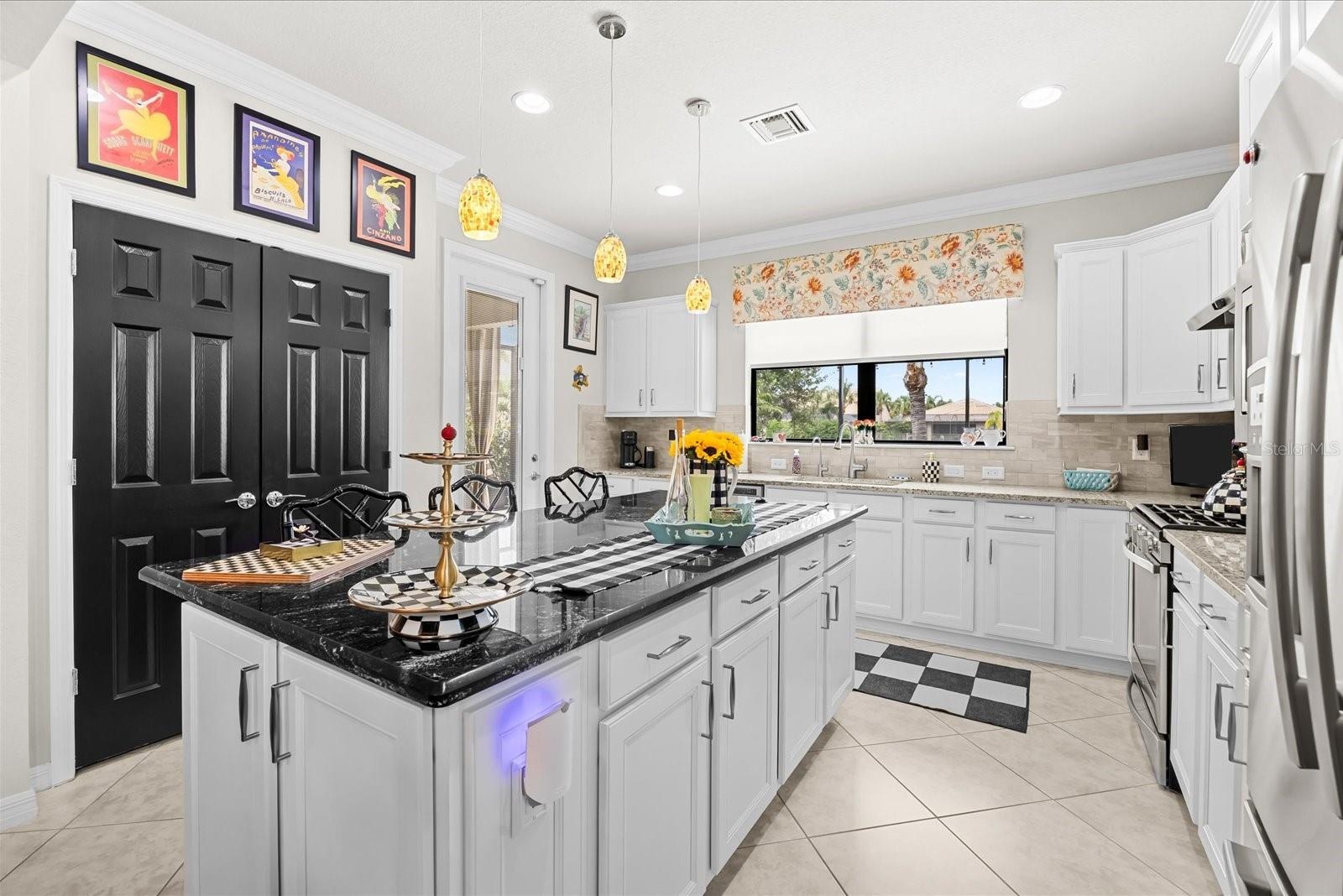 Spacious Modern Kitchen with an Oversized Island