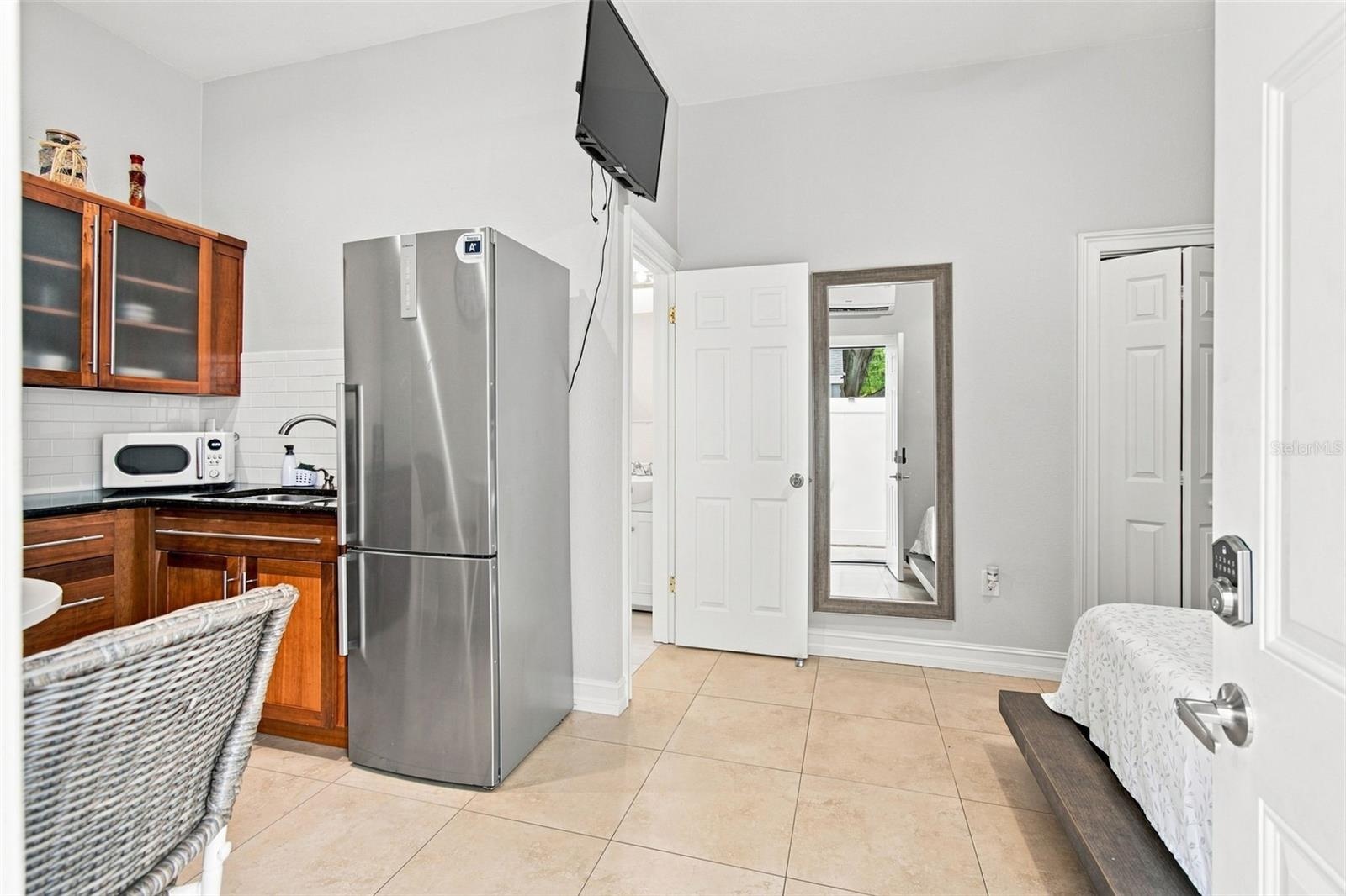 Mother-in-law suite 2