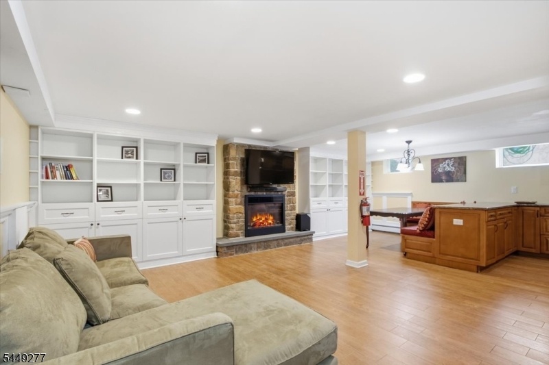 Recreation room Basement