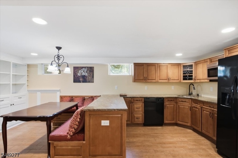 Summer basement kitchen