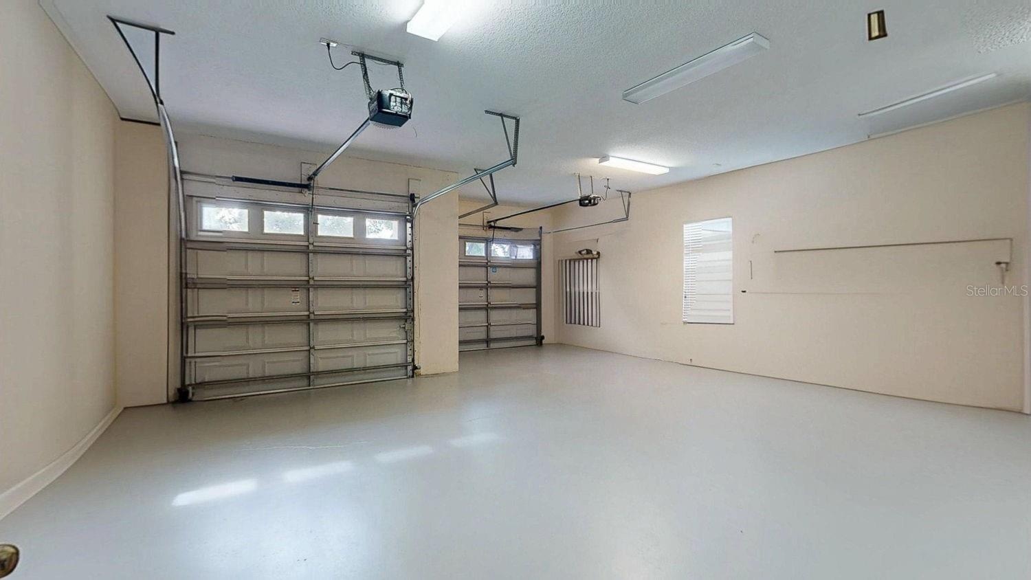 Oversized 3 Car Garage