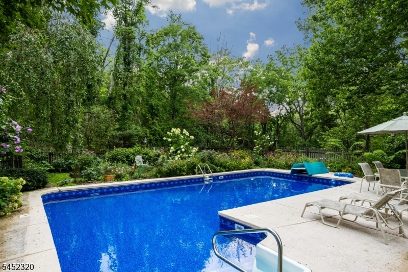 Salt water pool