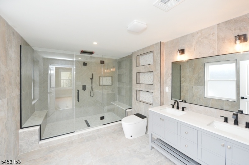 Full bath