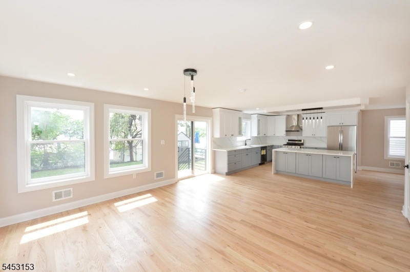 Dinning room/Kitchen