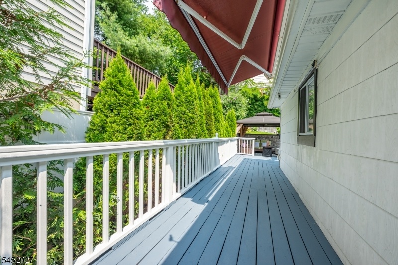 Deck 2