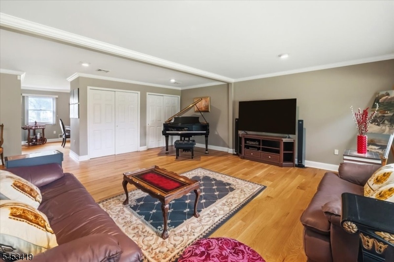 Lots of Closets for Storage