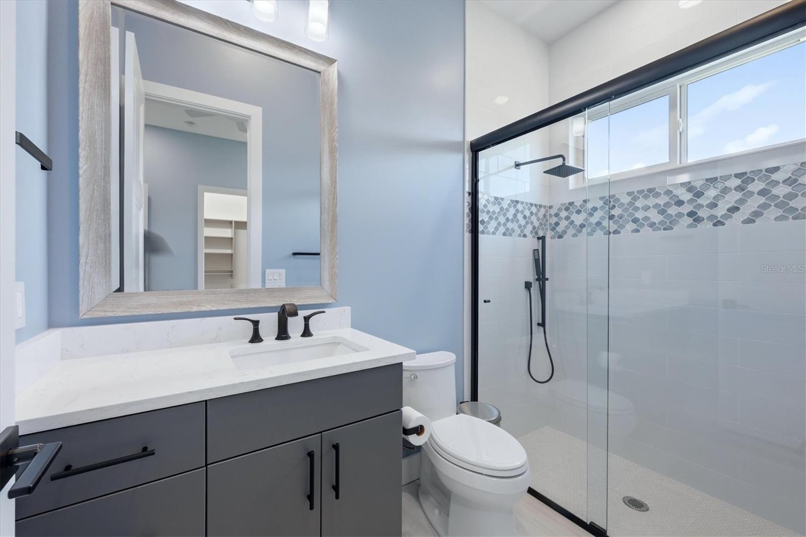Guest Bathroom 2