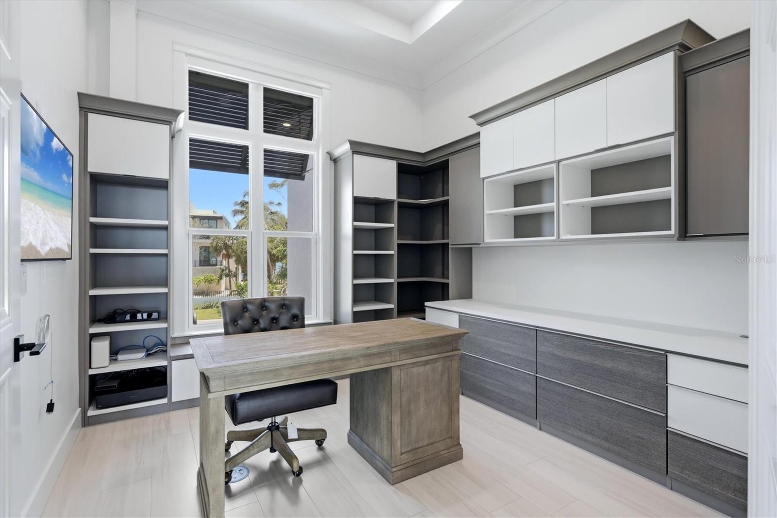 Office / Den