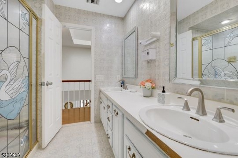 2nd Bathroom second floor