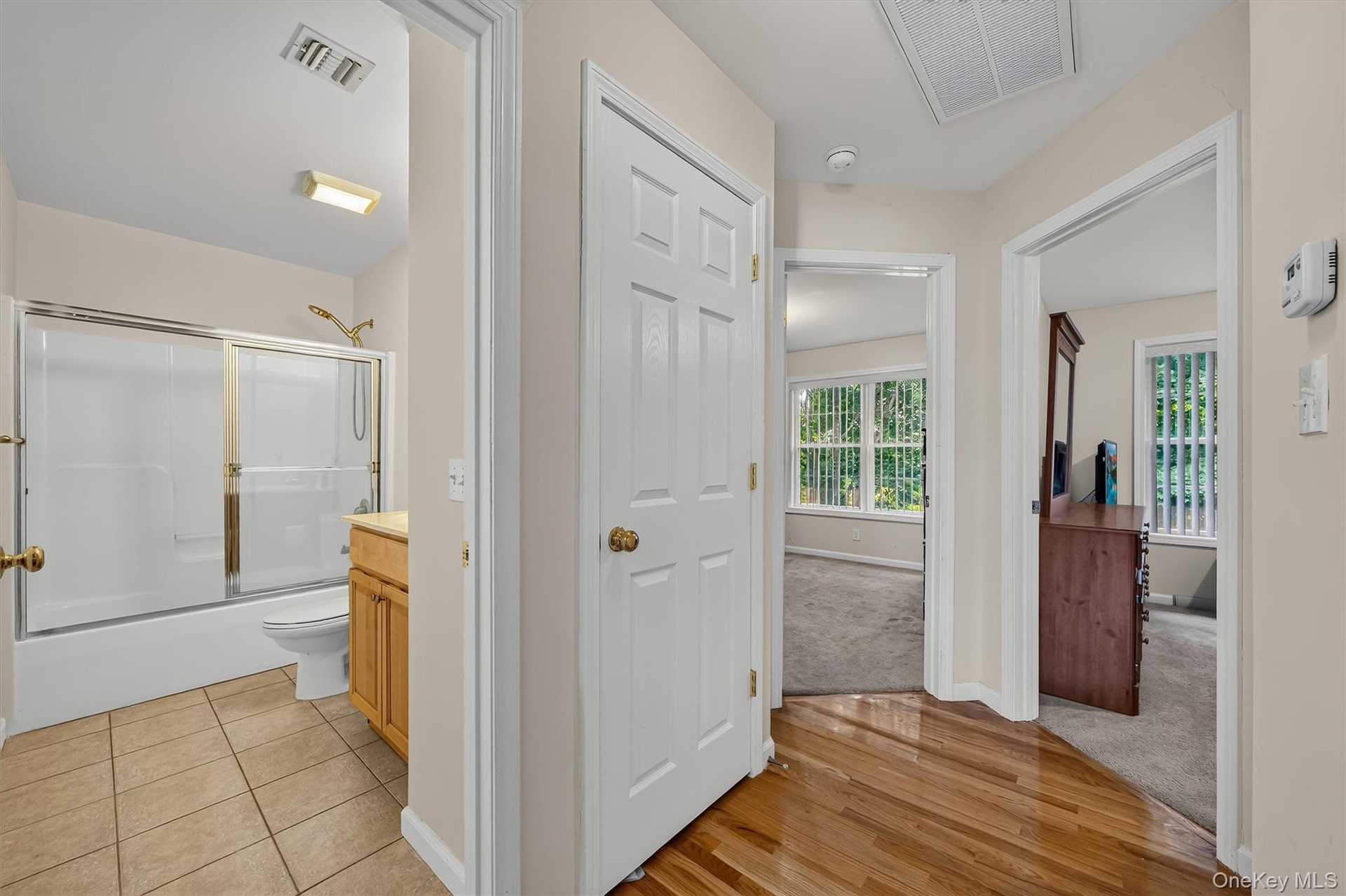 It's nice that the guest bedrooms are away from the primary.
