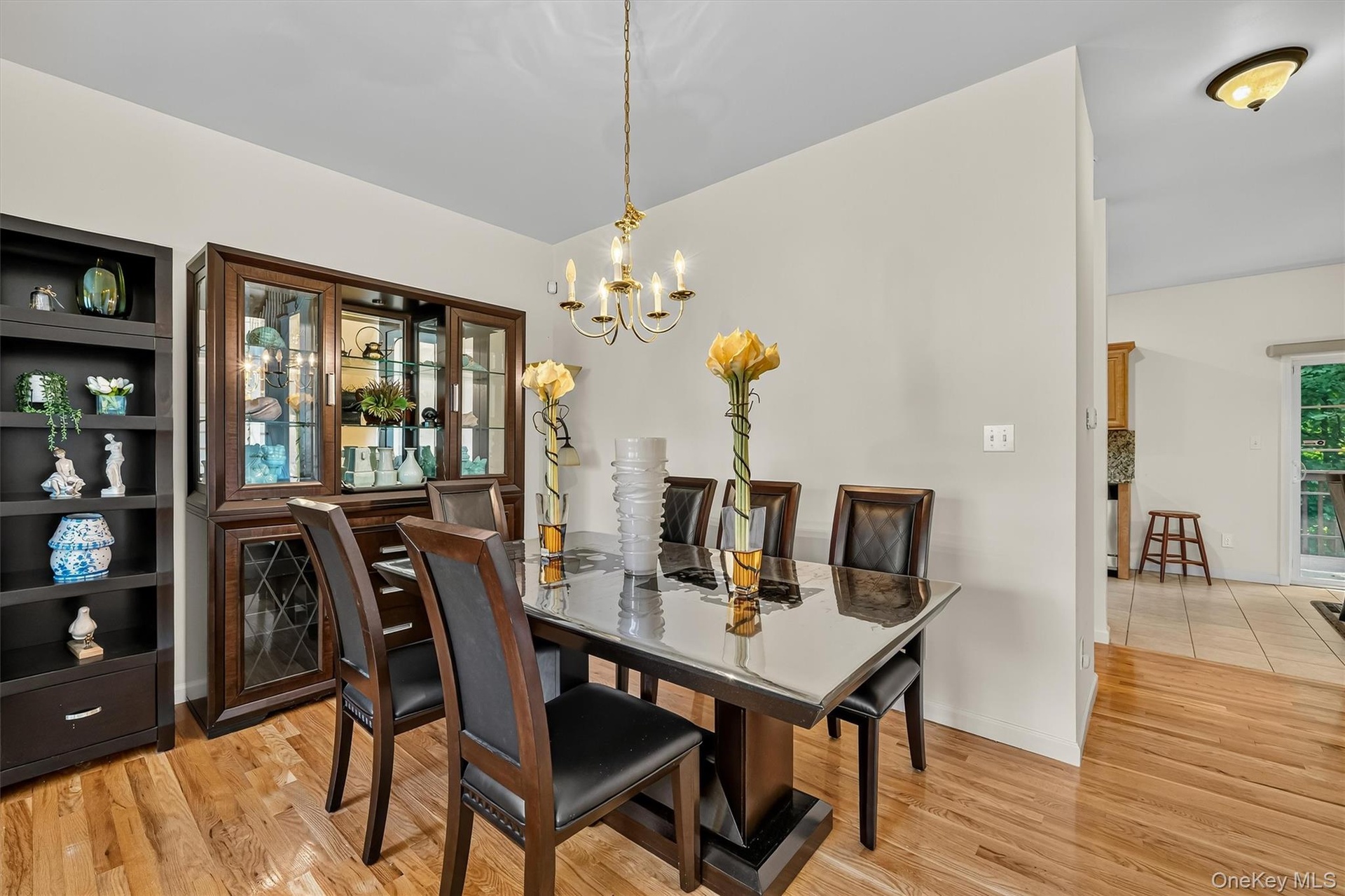 Use the formal dining are or eat in the breakfast nook.