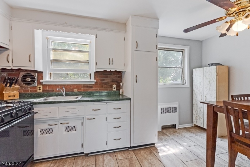 kitchen 2nd floor