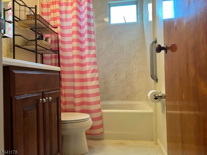 Another bathroom view