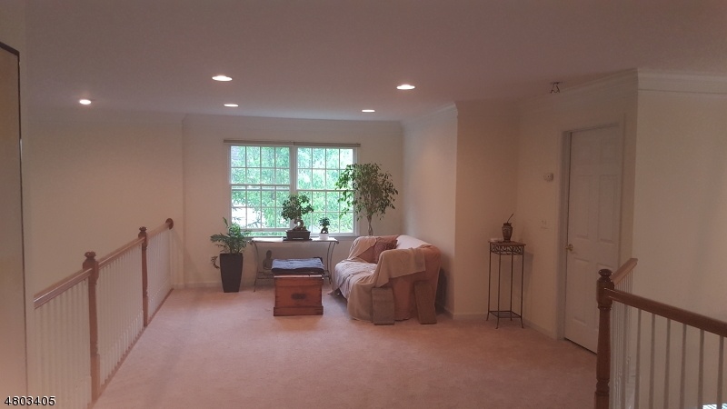 OVER-SIZED LOFT