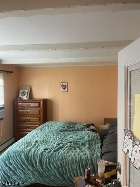 Bed room