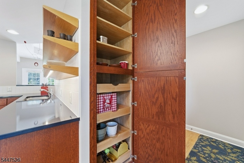 Pull out drawers