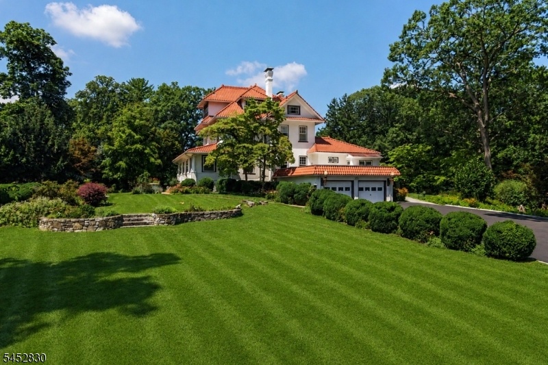 Virtually Staged Property