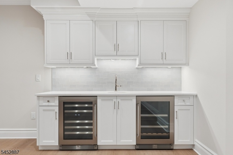 Wet Bar