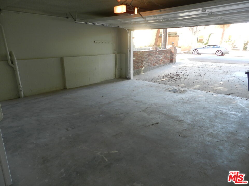 garage