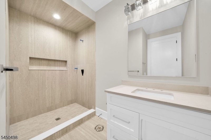 ensuite bath