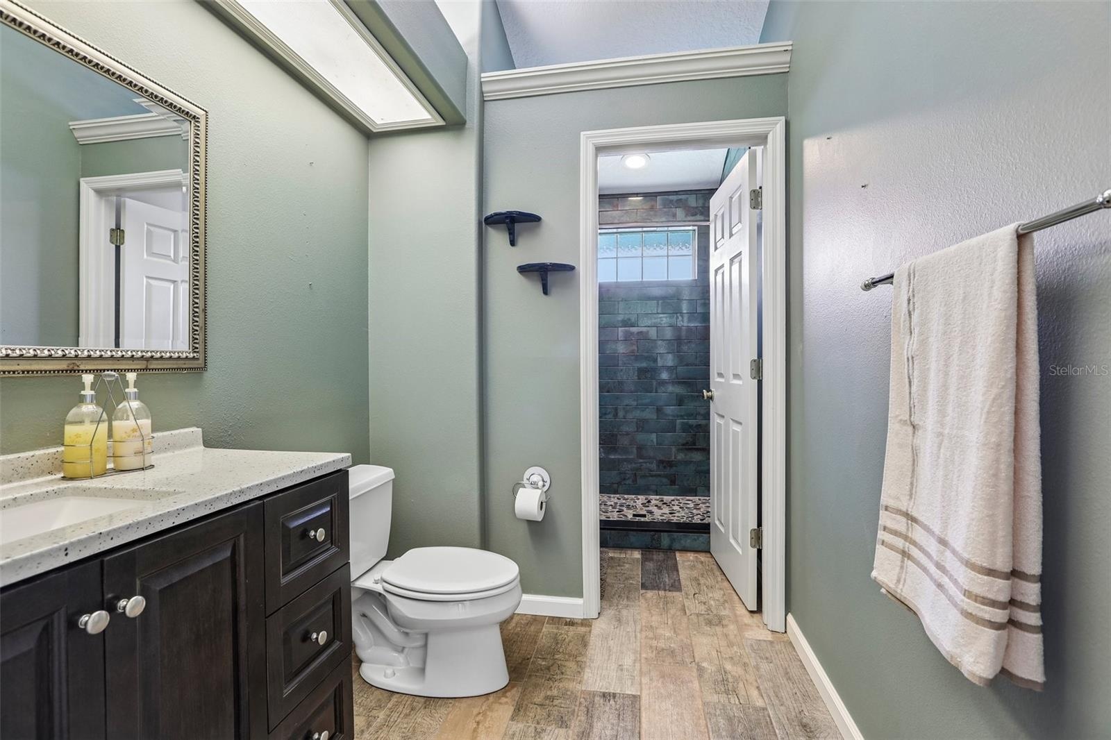 Second floor full bathroom