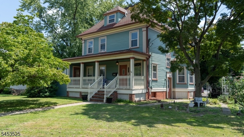 288 Paterson Ave Front