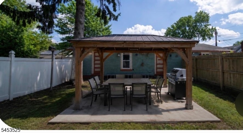 gazebo staged