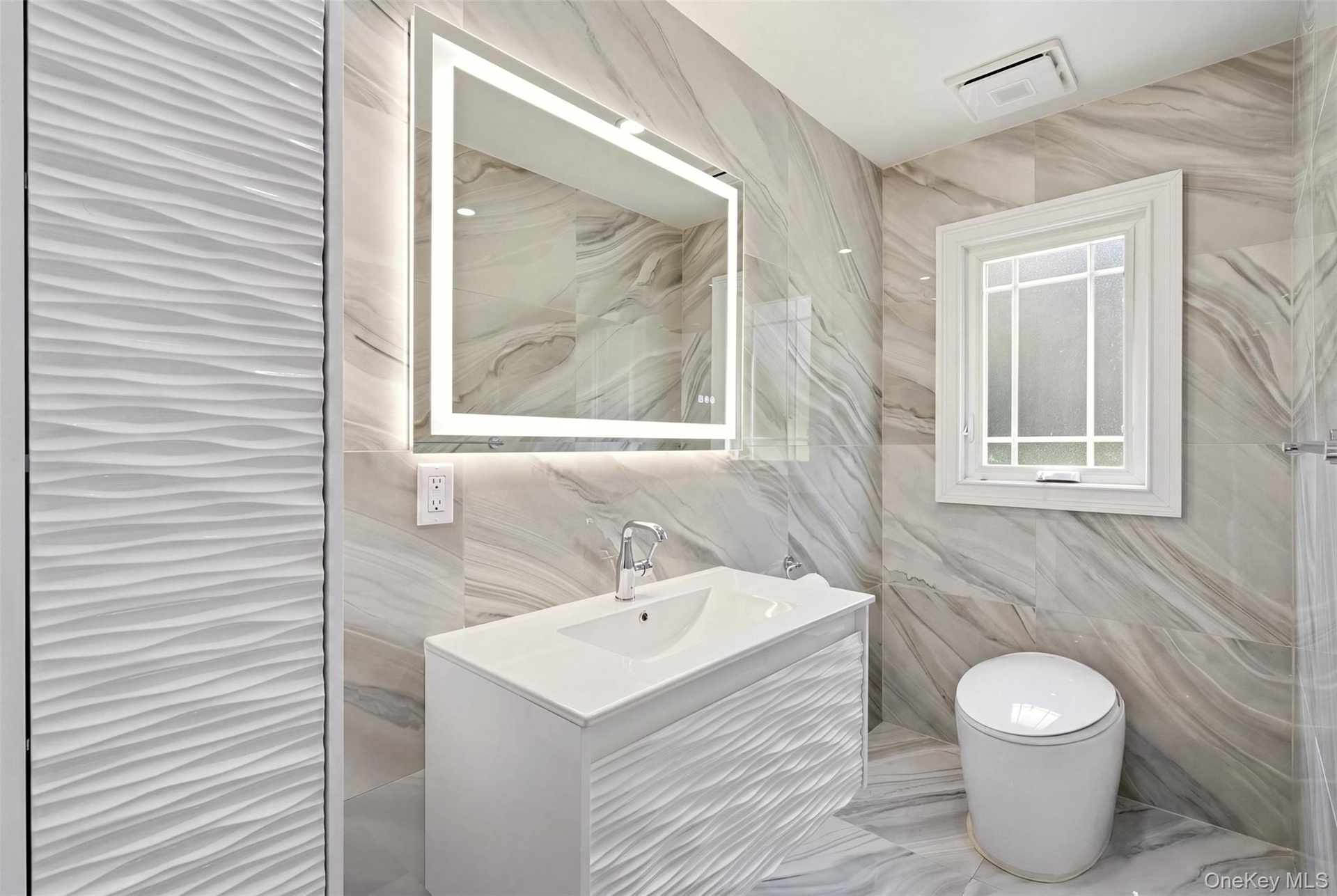 Full Bathroom First floor