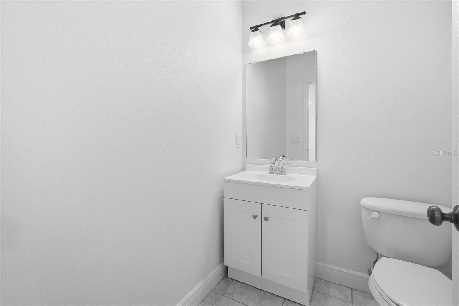 !/2 Bath
