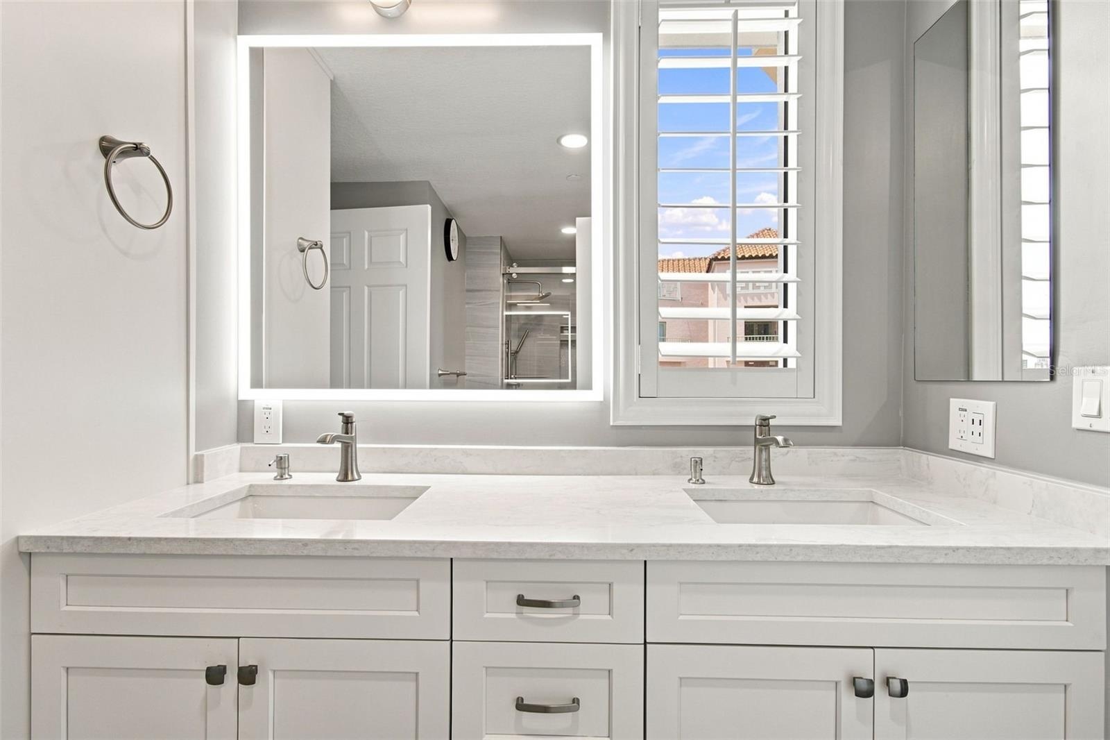 Bedroom bathroom Dual vanites