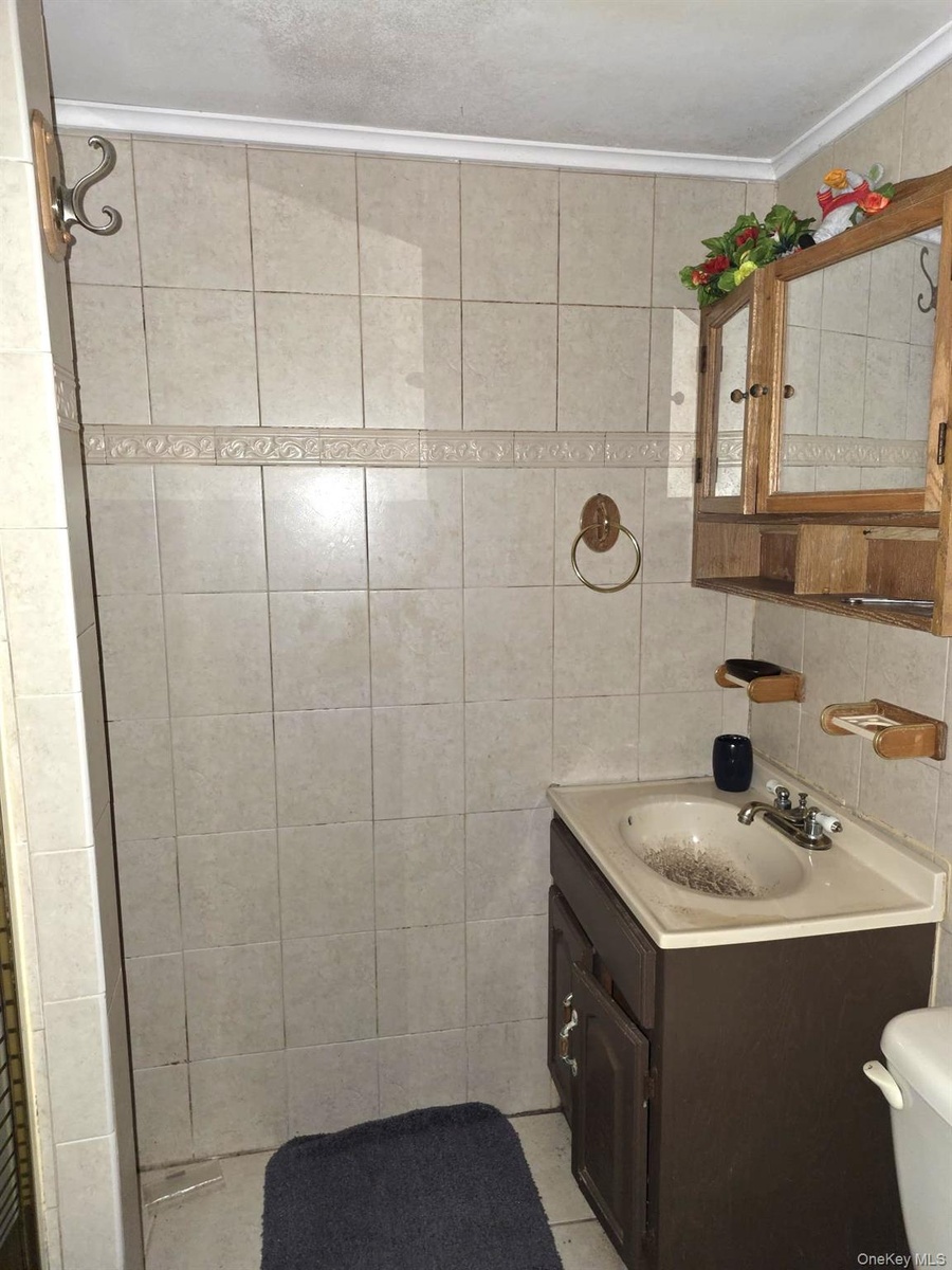 Full Bath
