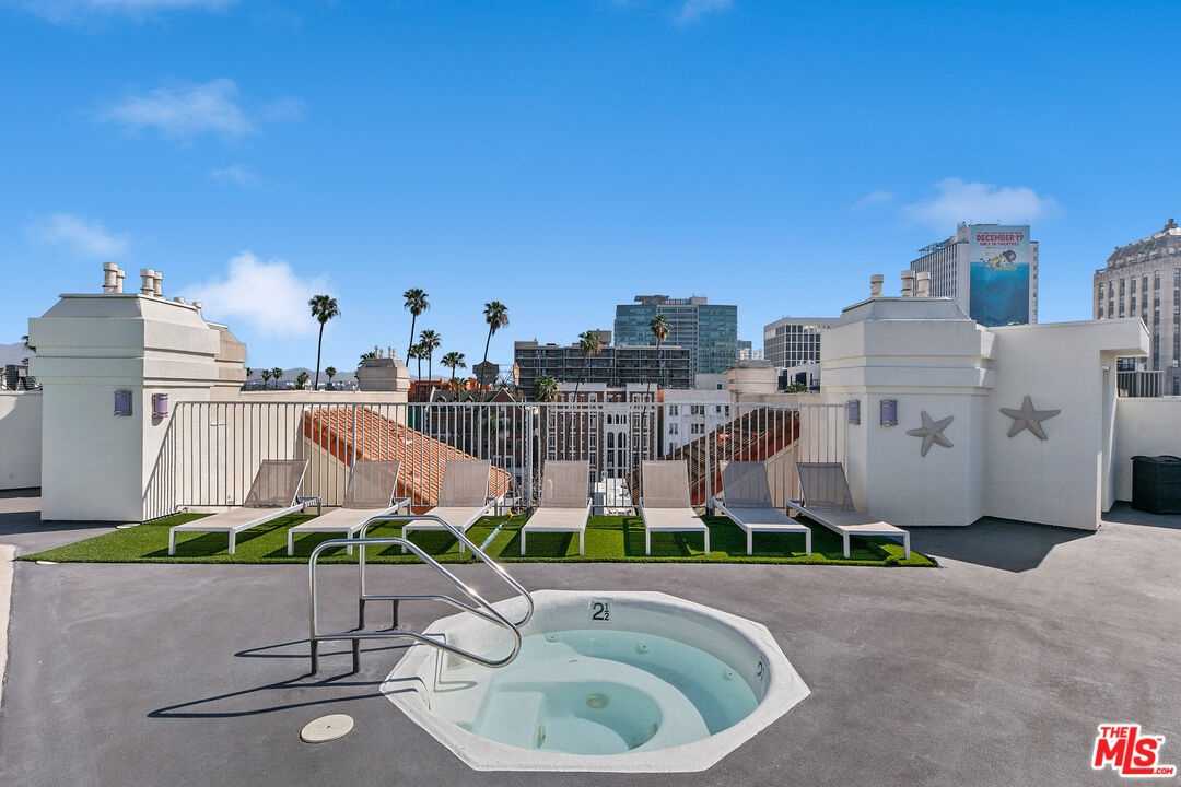 Rooftop Spa