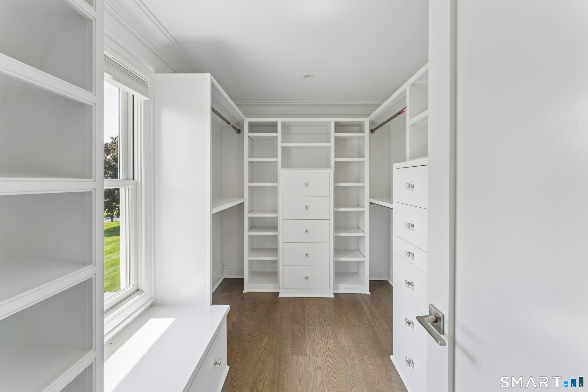Walk In Closet