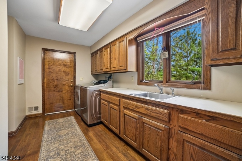 Laundry/Mudroom