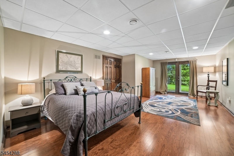 Lower Level Suite