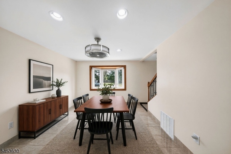 Virtual Staging